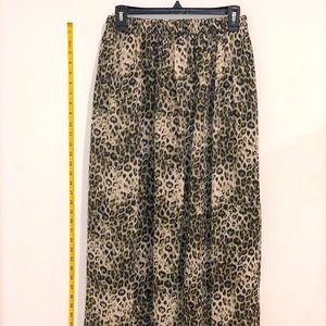 Leopard print skirt